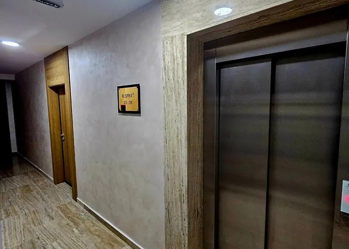 Montara Lux & Sa Parkingom 兹拉蒂博尔