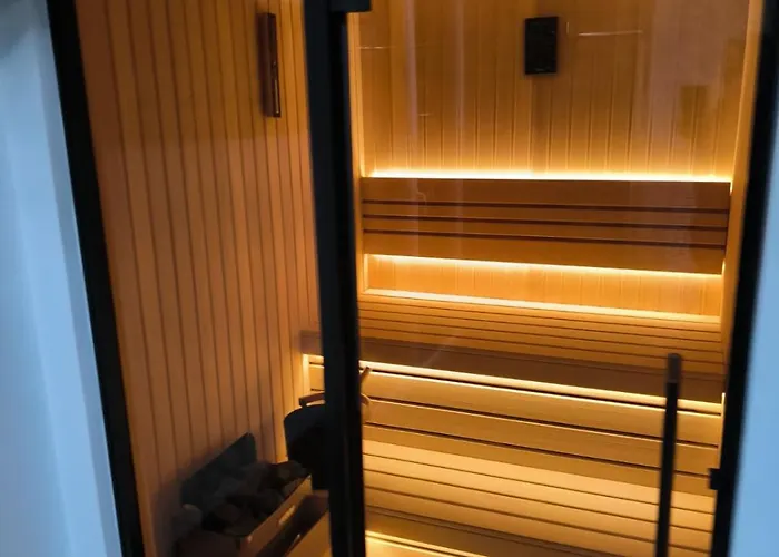 Montara Lux & Sa Parkingom * 兹拉蒂博尔